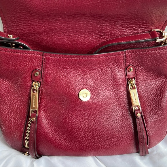 Michael Kors Bedford Legacy Medium Pebbled Leather Shoulder Bag - Picture 2 of 3